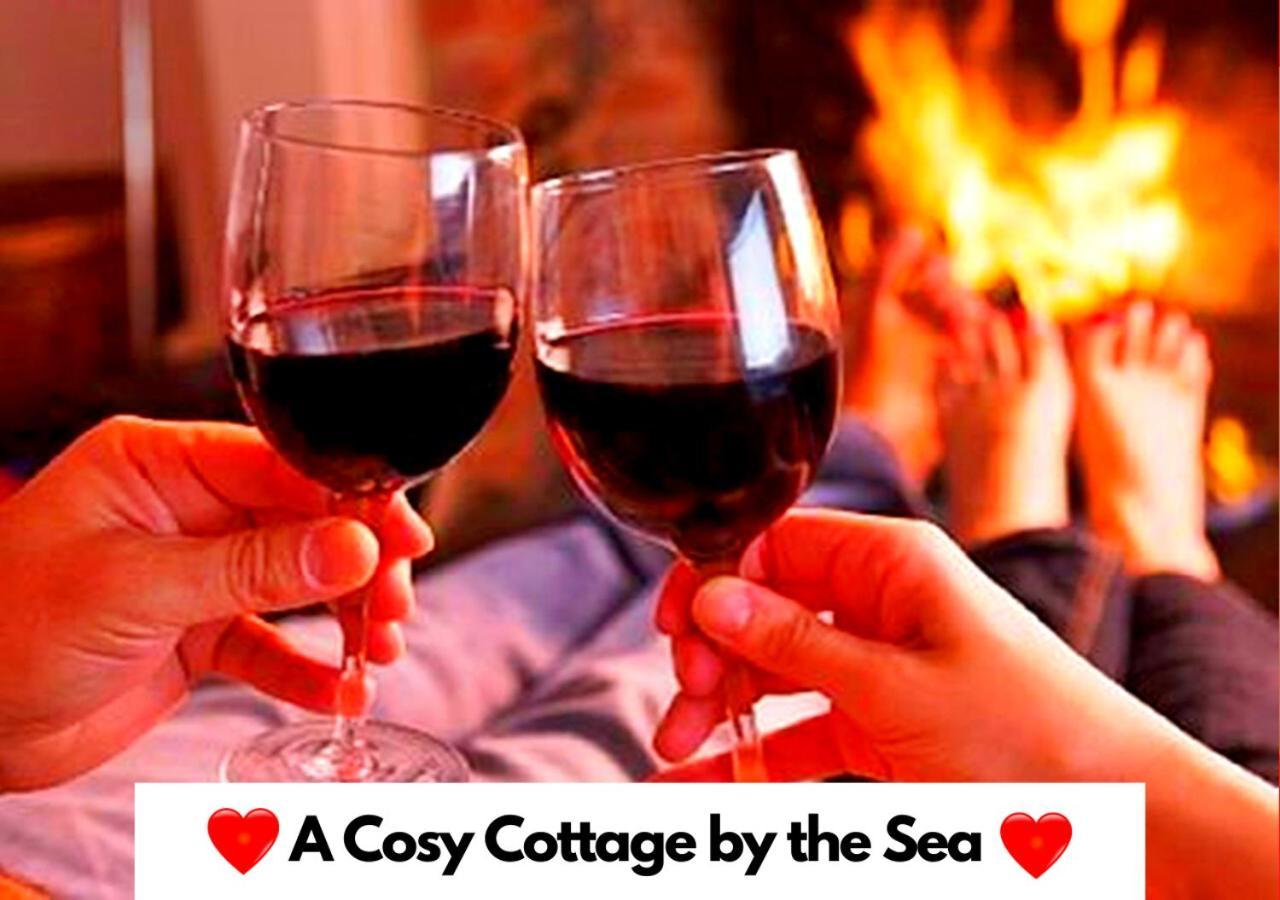 מייבלת'ורפ Romantic Lakeside Cottage By The Beach! With Super Cosy Log Burner! The Perfect Escape To Your Home From Home By The Sea! So Relaxing - You Won'T Want To Leave! Pet Friendly! מראה חיצוני תמונה